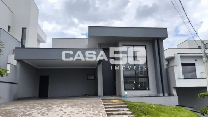 Casa térrea à venda em Condomínio em Valinhos - SP