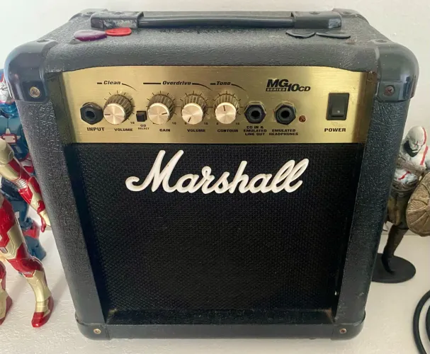 Amplificador Marshall MG10CD