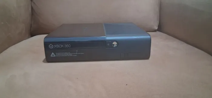 Xbox 360 Super slim!