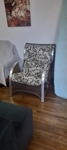 Cadeira luxo super confortável ver fotos