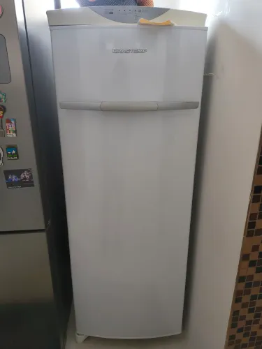 Vende-se Geladeira/Freezer