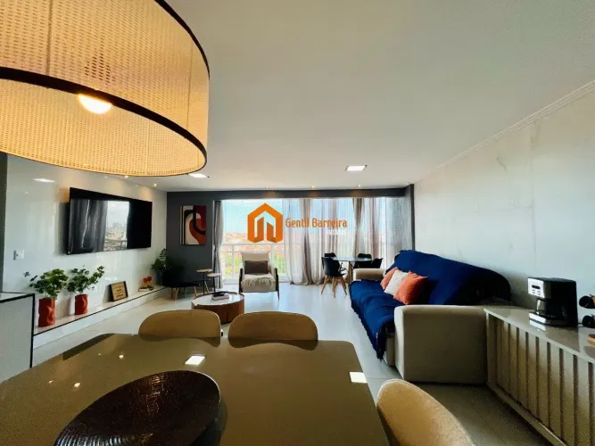 Impressionante apartamento totalmente reformado: integração, sofisticação e um verdadeiro 