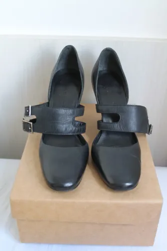 Sapato de salto em couro - Tactile