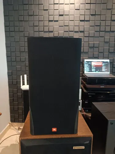 Caixa acústicas JBL MR28 bookshelf