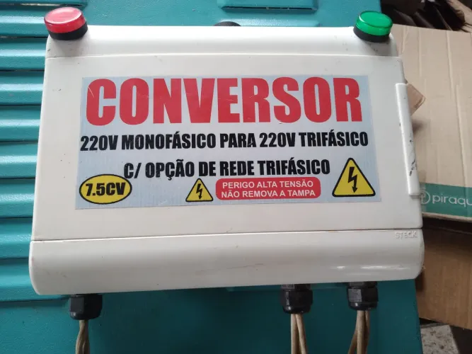 Conversor monofasico para trifasico