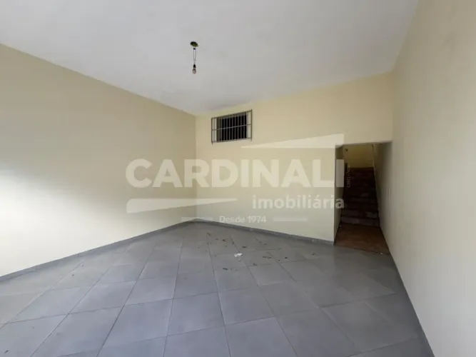 casa de 3 quartos sendo um suíte