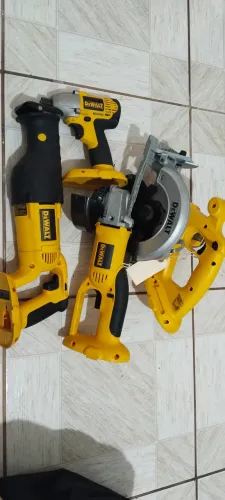 Quite ferramentas Dewalt XRP 18v, pra quem chegar primeiro, oferta até o final de semana s
