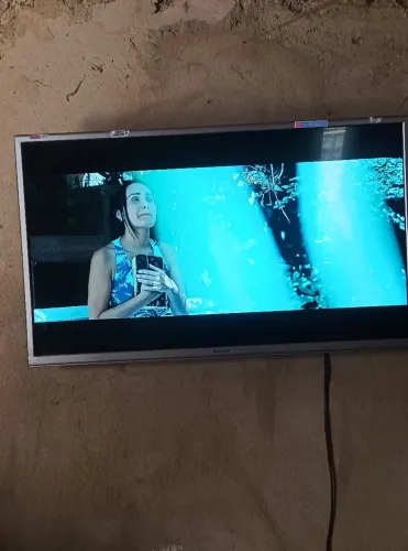 Tv 32 polegadas smart 650$