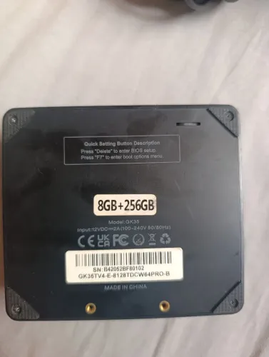 Mini Pc 8GB/ 256GB usado