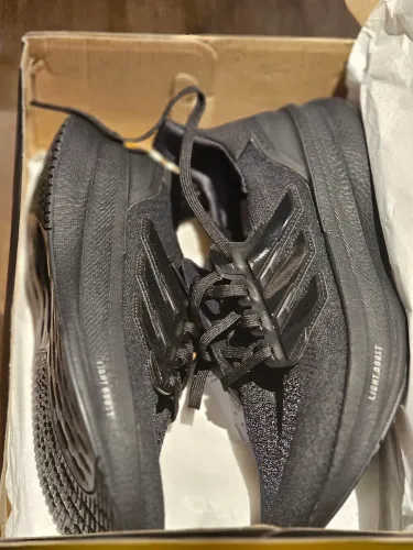 Tênis Ultraboost 5