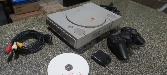 PS1 Fat destravado e funcionando tudo