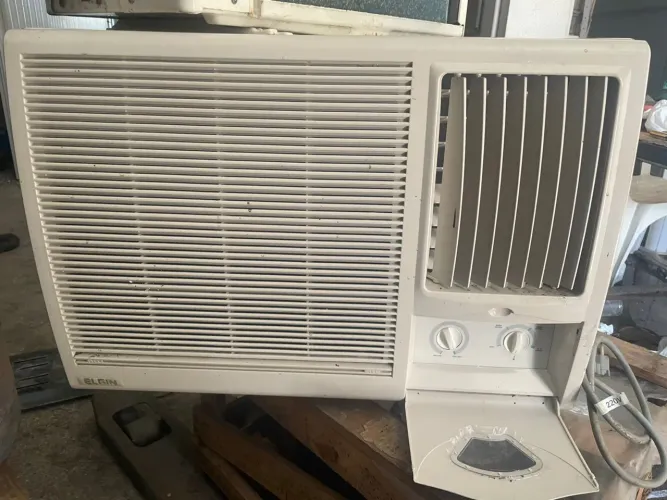 Ar condicionado de janela 30.000 BTUs 