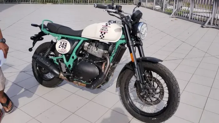 BEAR 650cc 249 - 2027 - Clóvis