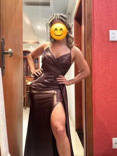 vestido de festa marrom