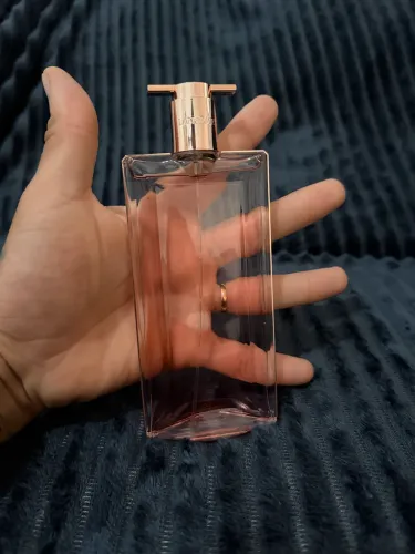 Idôle Eau de Parfum da marca francesa Lancôme. 100ml