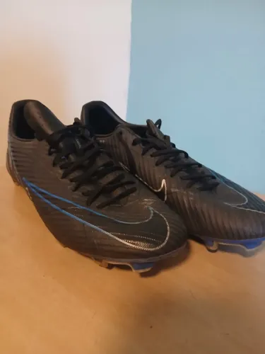 Chuteira nike mercurial vapor 15 academy campo