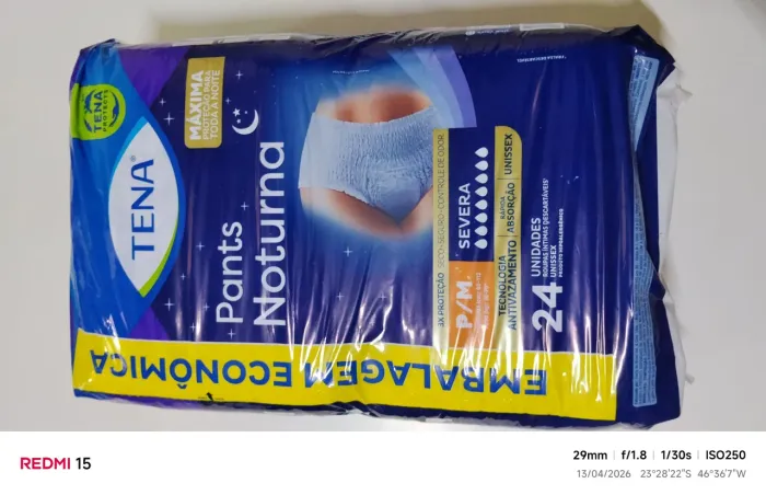 Pacote de fraldas geriátricas marca TENA
