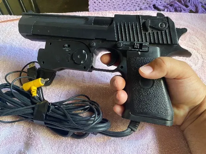 Pistola ps2 vídeo gamer