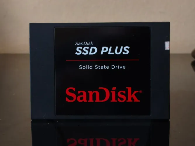 SSD 128Gb SanDisk 500Mp/ps