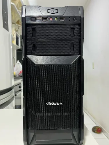 Computador i3 - 8 GEN - 4 GB RAM DDR4 - Apenas gabinete
