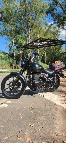 Royal Enfield Meteor Stellar Black