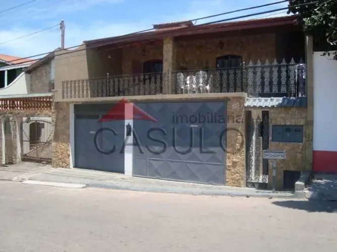 Casa residencial à venda no bairro Cidade Nova II com 248 m² e 4 dormitórios/quartos.