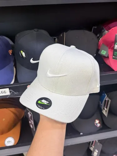 Bonés Nike 1° linha