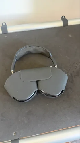 AirPods Max