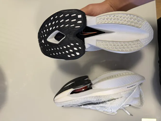Tênis alpha nike 