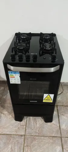 Vendo fogão, semi novo.