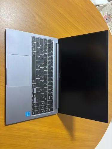 Samsung galaxy book 4