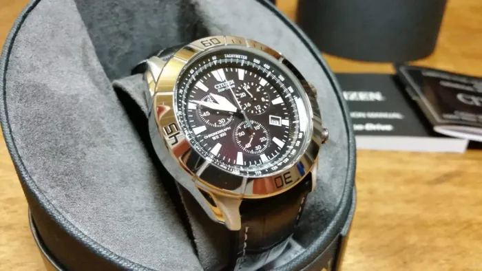 Relógio Citizen Eco Drive AT0810