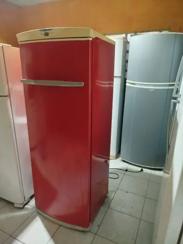 Freezer frost free toda boa gelando perfeitamente 