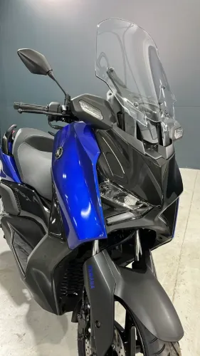 Xmax 300 Connected 26/27+ Eplacamento