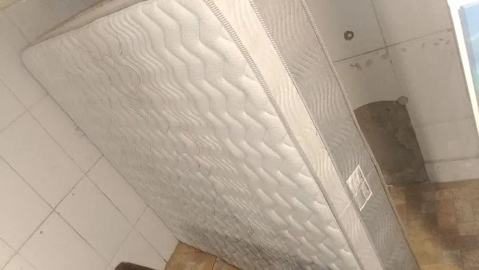 Colchão King Semi novo