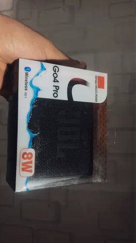 Caixa de som portátil Go4 Pro, nova e lacrada na embalagem.