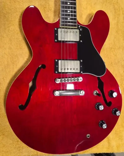 Guitarra Cort Source Cherry Red