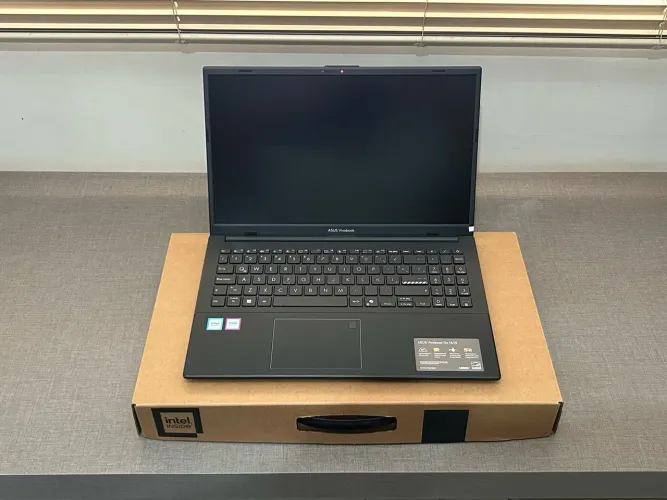 Notbook ASUS vivobook
