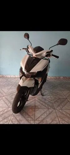 Troco por carro neo 125