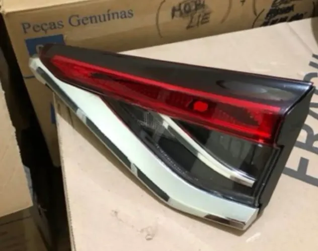 Lanterna Tampa Corolla 2019/23! Original Perfeita! 