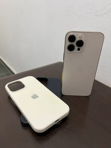 iPhone 13 Pro Max - gold