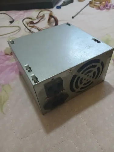 Fonte 450W para PCs Antigos.