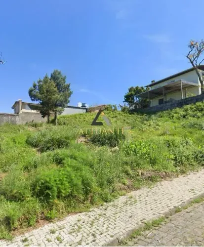 Ótimo Terreno - Bairro Treviso