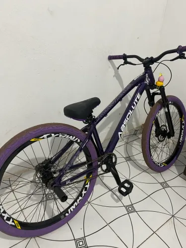 Bicicleta nova