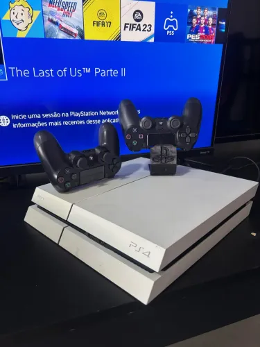 PlayStation 4 | PS4 Branco com 02 controles
