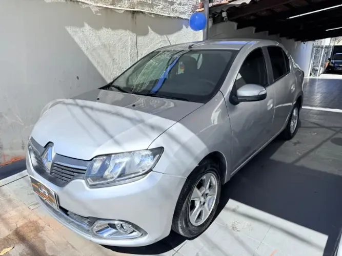 Renault Logan Dyna. Easyr Hi-flex 1.6 8V 2015