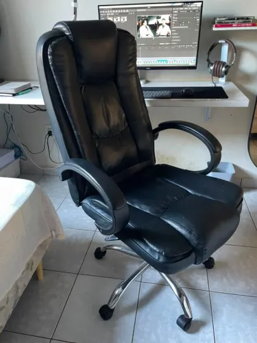 Cadeira Escritorio Diretor Ergonômica Reclinável Giratória Cor Preto