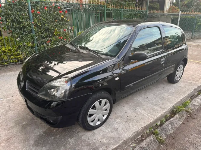 Renault Clio Campus Hi-flex 1.0 16V 5P 2011