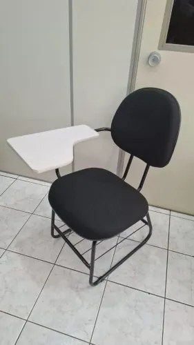 Cadeiras de estudante estofadas