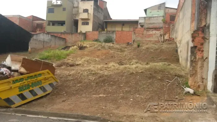 TERRENO,0 Dormitorio(s) bairro Laranjeiras